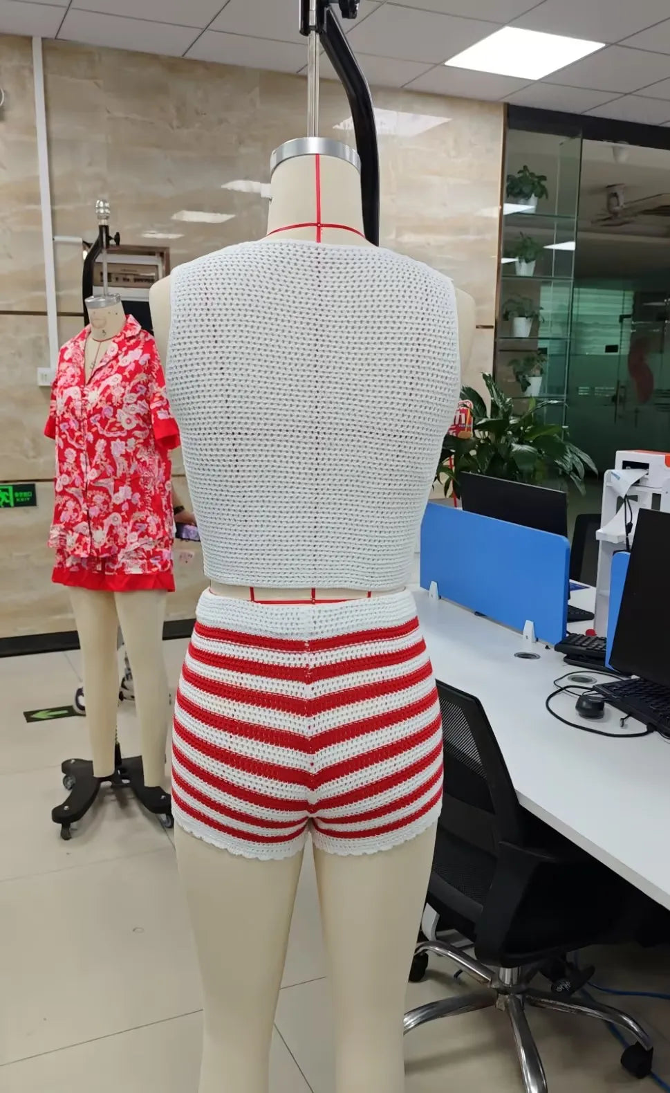 Women's Independence Day Two Piece Knit Outfit American Flag Stars Stripes Sleeveless V-Neck Tank Tops + High Waisted Shorts Set