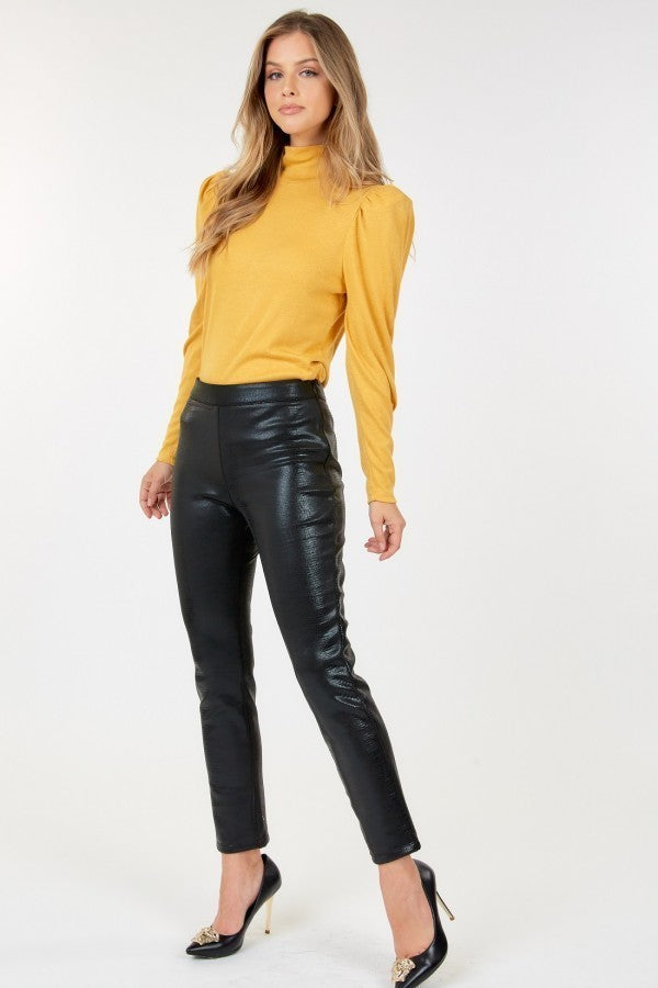 Women's black pants, sleek style, perfect for casual outings
