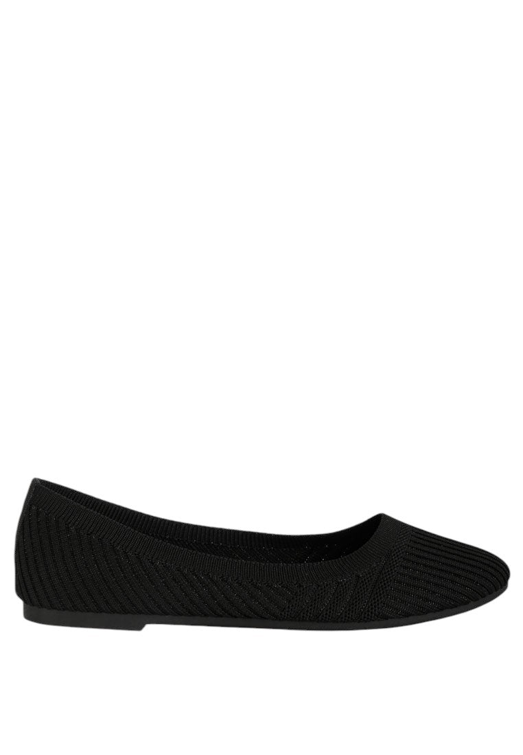 Women's black knit ballet flats for comfortable, everyday wear