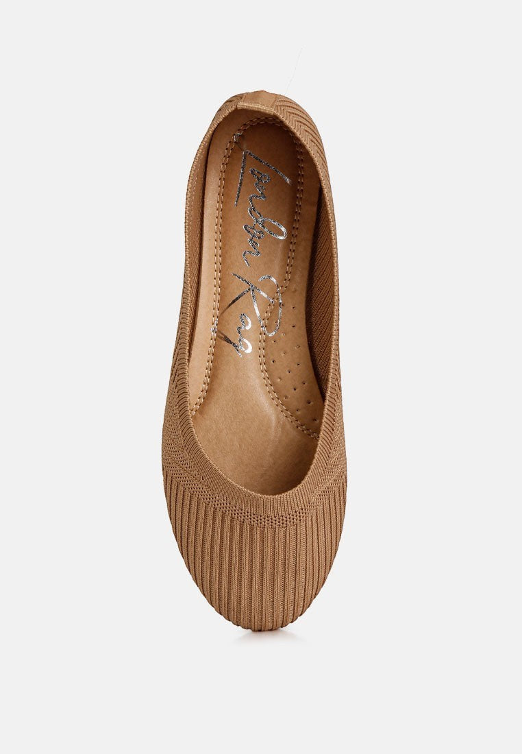 Women's tan ballet flats with comfortable fit for everyday wear