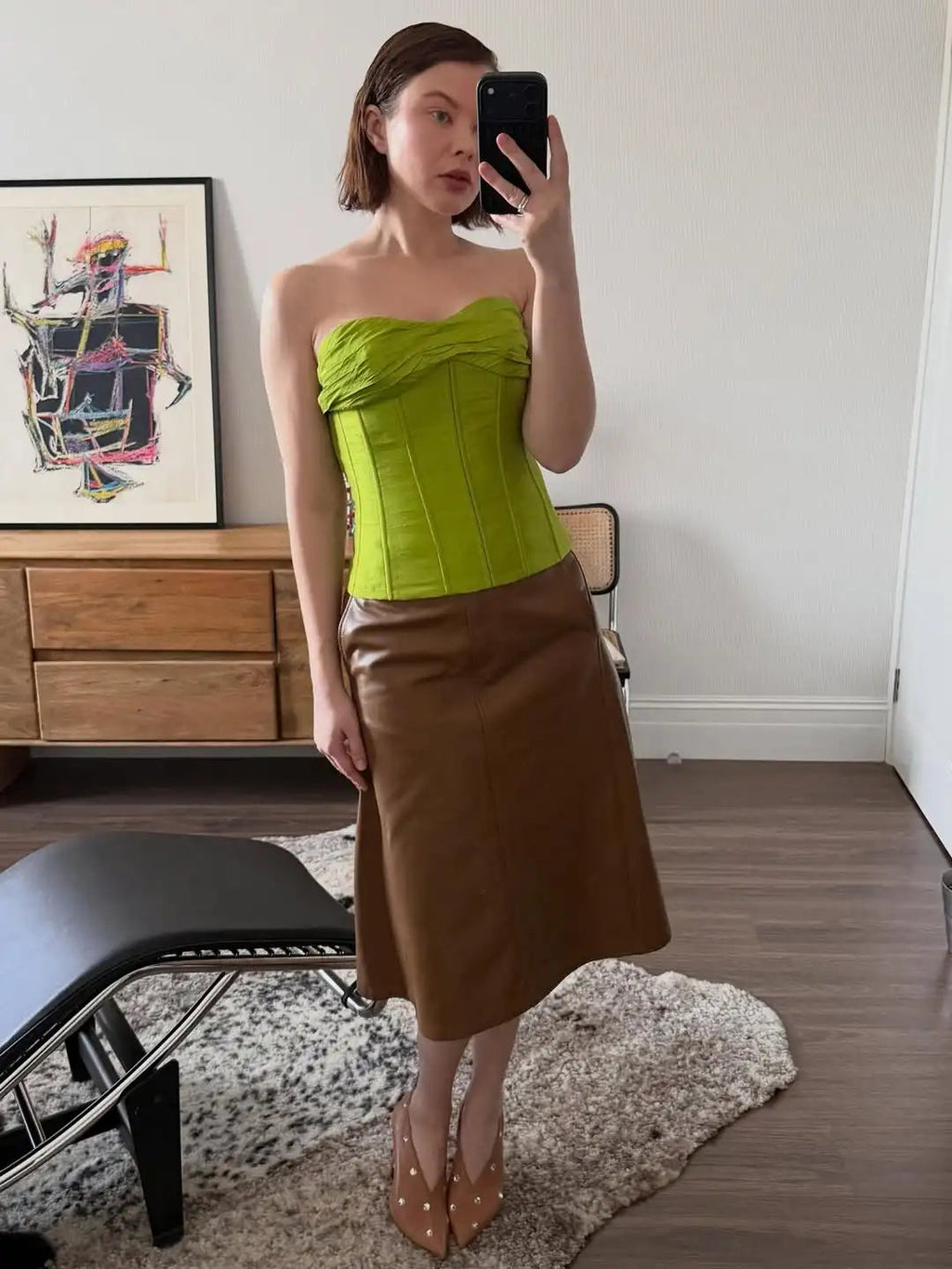 Green bandeau top in fitted style for stylish summer outfits