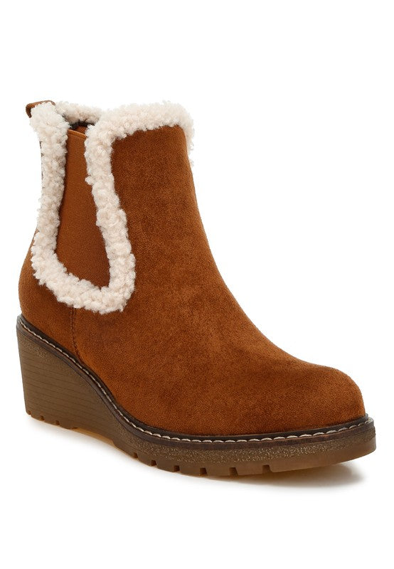 Women's Shoes - BootsThunderhoof Faux Fur Lined Chelsea Boots - VacationGrabs