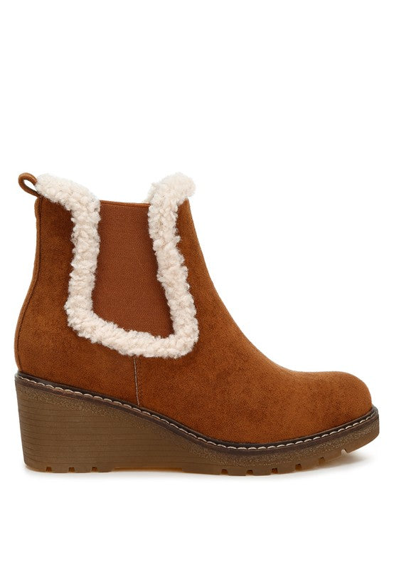 Women's Shoes - BootsThunderhoof Faux Fur Lined Chelsea Boots - VacationGrabs