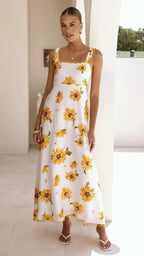 Women's floral maxi dress, lightweight fabric, perfect for beachwear bathing suits