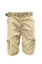Belted summer shorts for men in khaki with side pockets and a comfortable fit