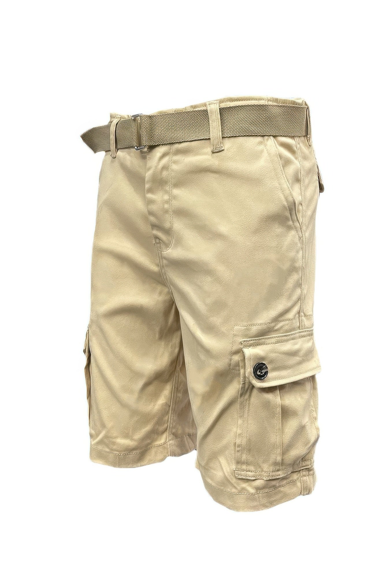 Belted summer shorts for men in beige with cargo pockets and adjustable belt for comfort