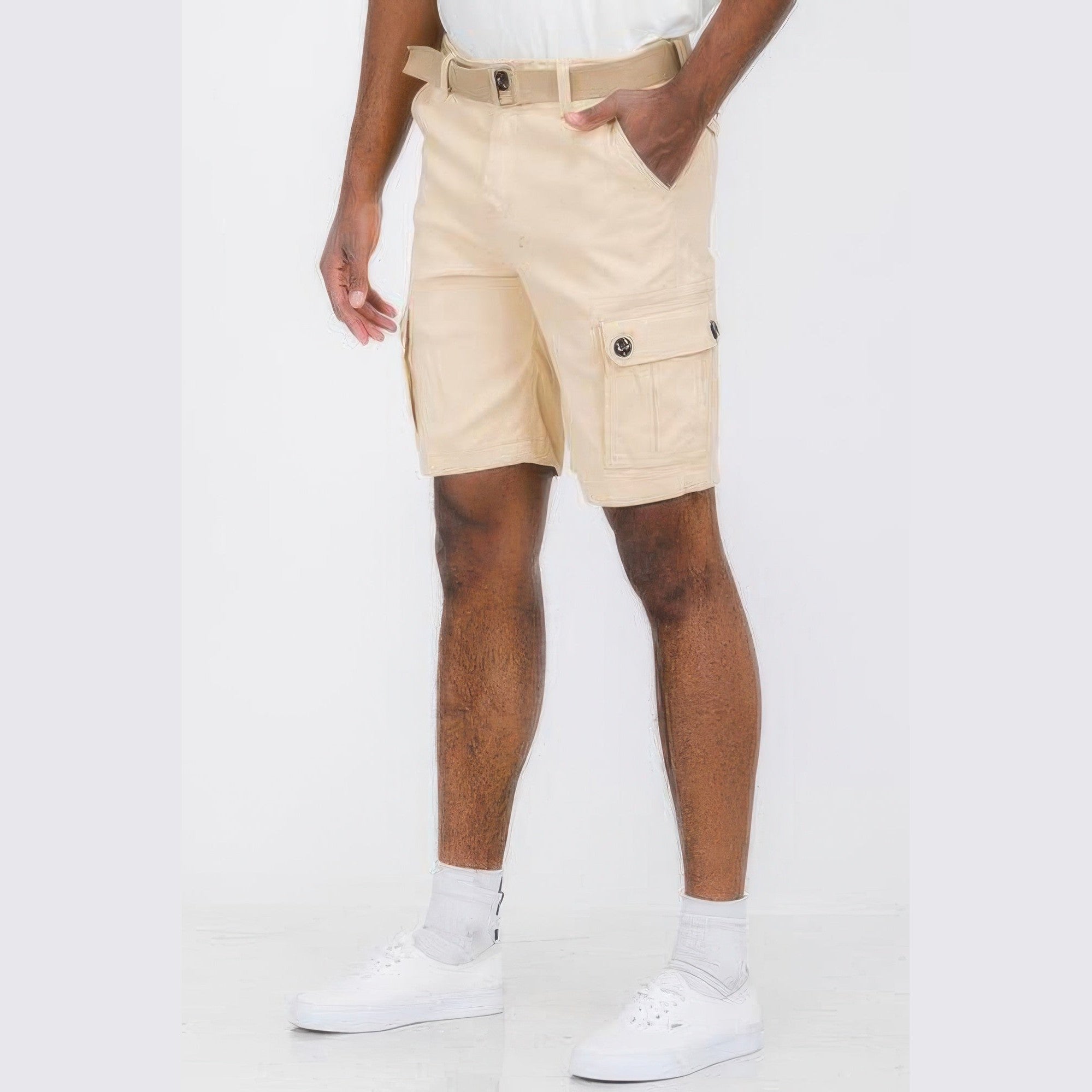 Belted summer shorts for men in beige with cargo pockets and adjustable belt for comfort.