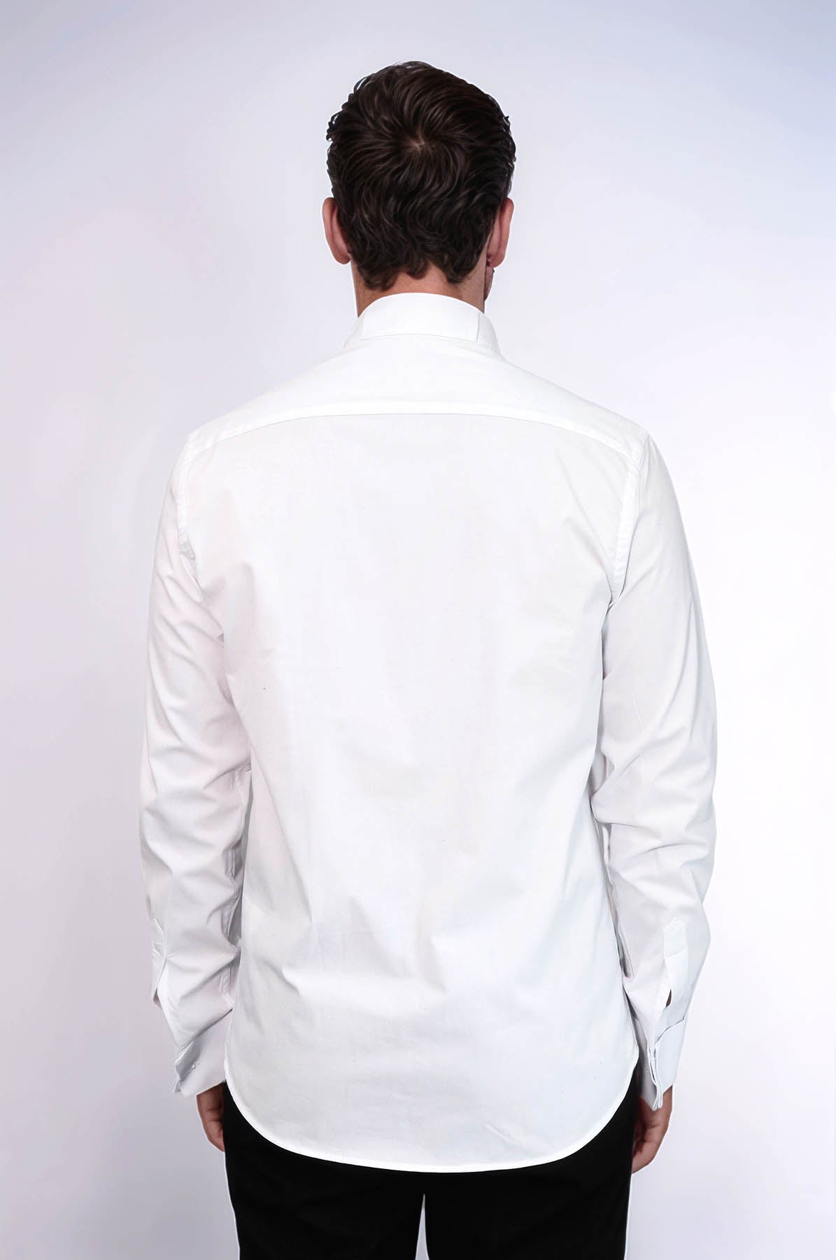 Black Stripe Detailed White Men Tuxedo Shirt – fabric detail view