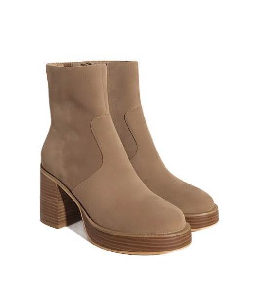 Women's beige ankle booties with chunky heel for casual wear