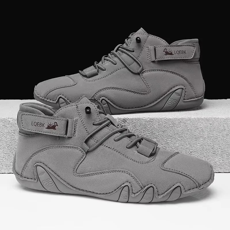 Gray Brooks sports shoes, lightweight, ideal for athletic activities