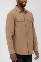Men's brown flannel shirt for vacations with two front pockets for a casual look