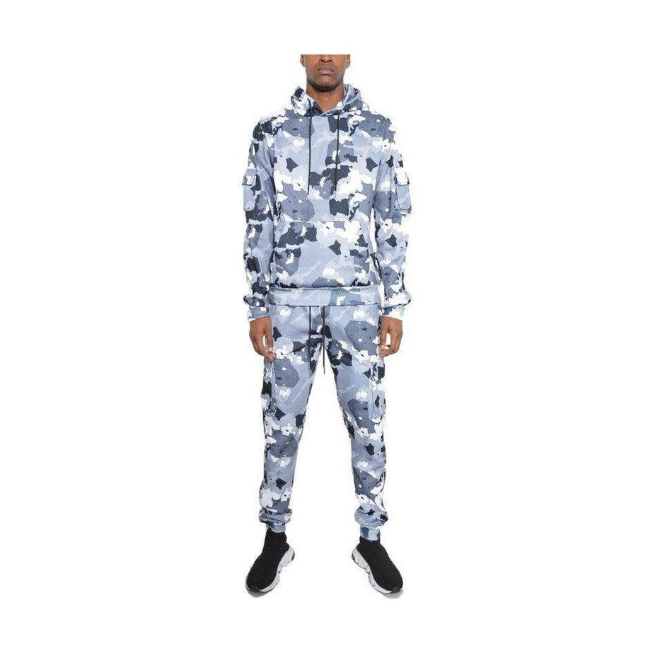 WEIV men's 2PC camouflage tracksuit for men featuring a hooded sweatshirt and matching joggers