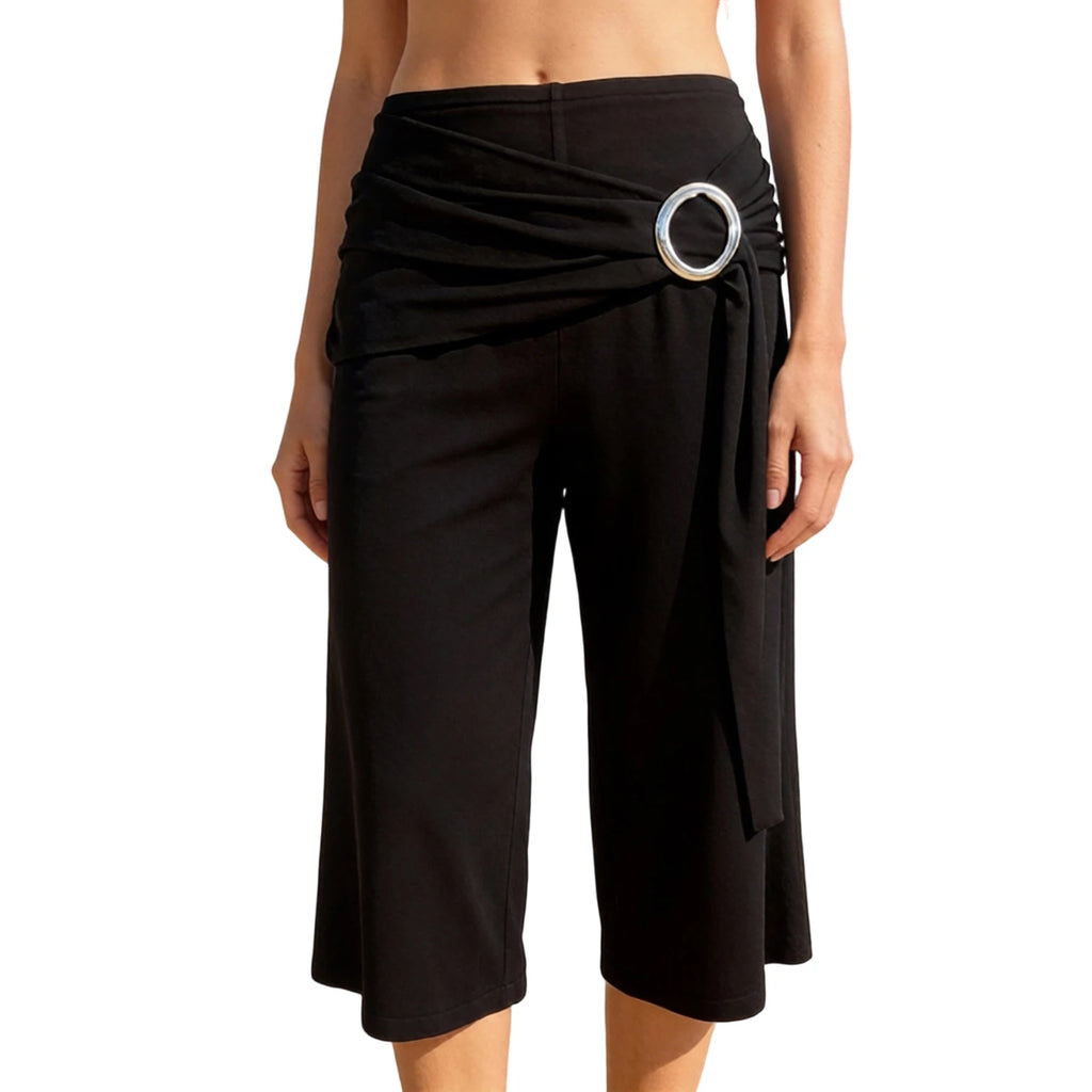 Women's black capri dress pants, lightweight fabric for casual outings