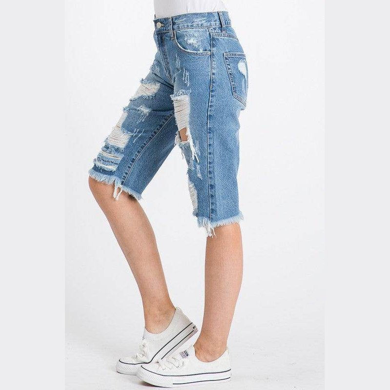 LITZ LA casual denim bermuda shorts in distressed blue with frayed hems for a trendy look