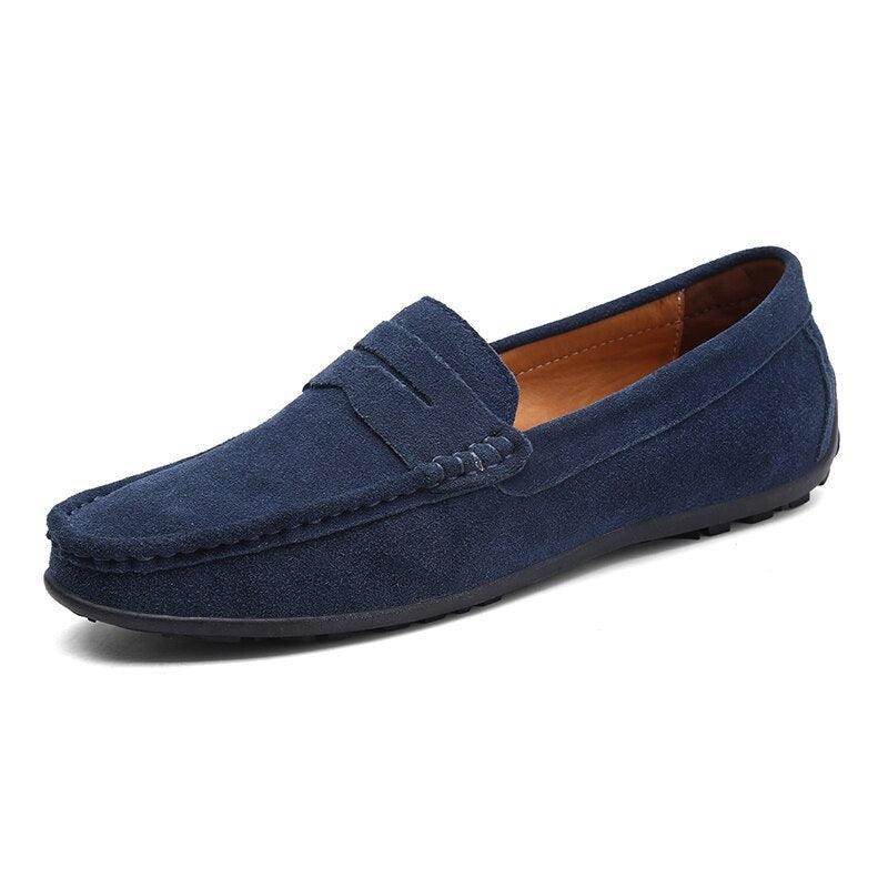 Navy casual leather loafers for men, perfect for relaxed and stylish outfits.