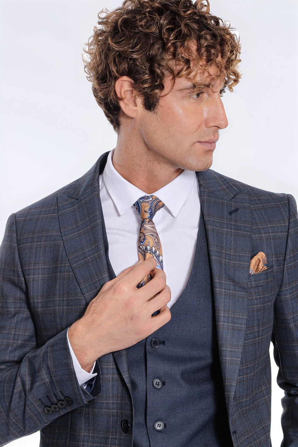 Checked Slim Fit Navy Blue Men Suit by Wessi – detail view