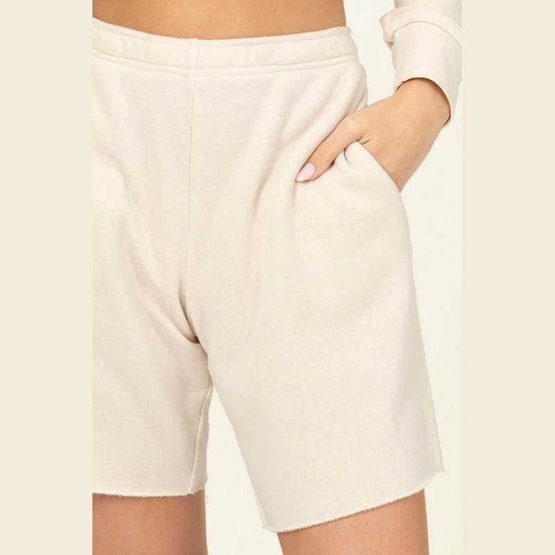 HYFVE chill babe shorts in soft beige fabric with side pockets for a comfortable fit