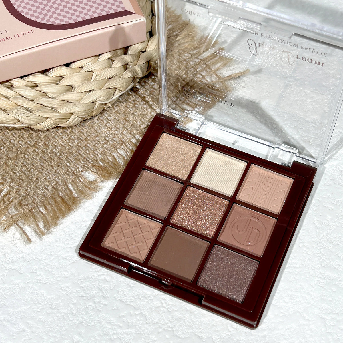 9-shade chocolate brown eyeshadow palette with matte and pearl finishes (photo 4 of 6)