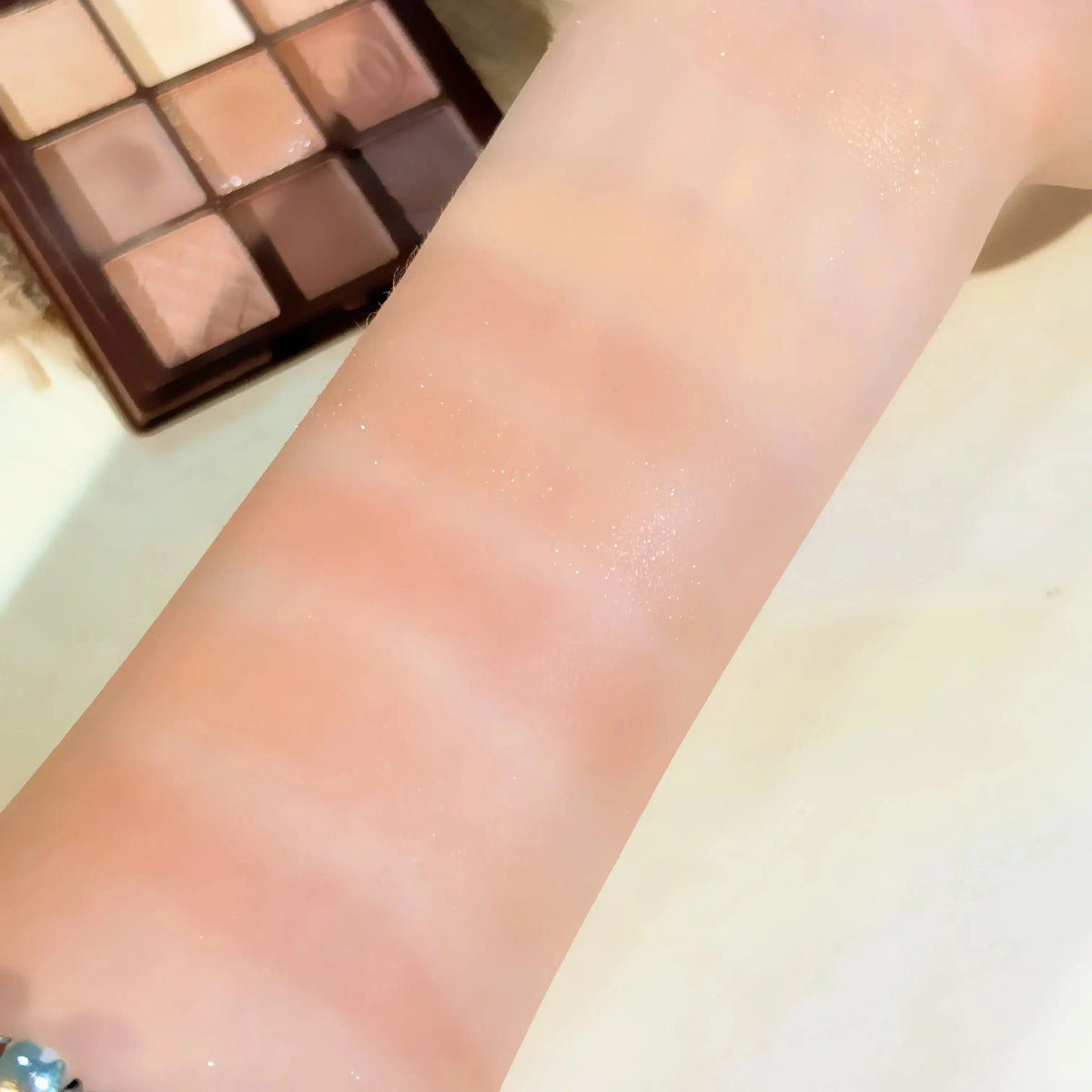 9-shade chocolate brown eyeshadow palette with matte and pearl finishes (photo 5 of 6)
