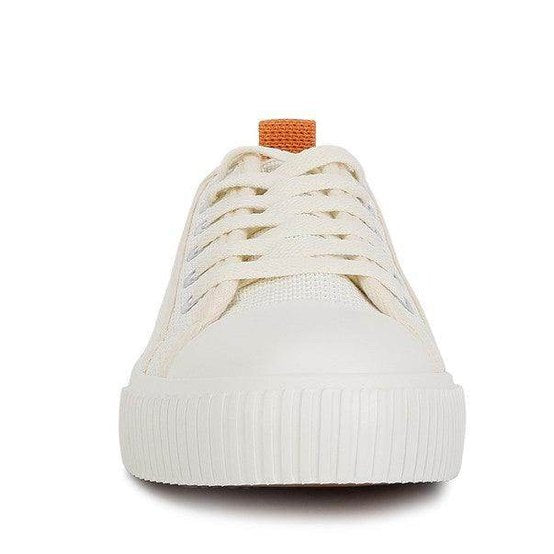 Women's cream chunky lifestyle sneakers for casual wear