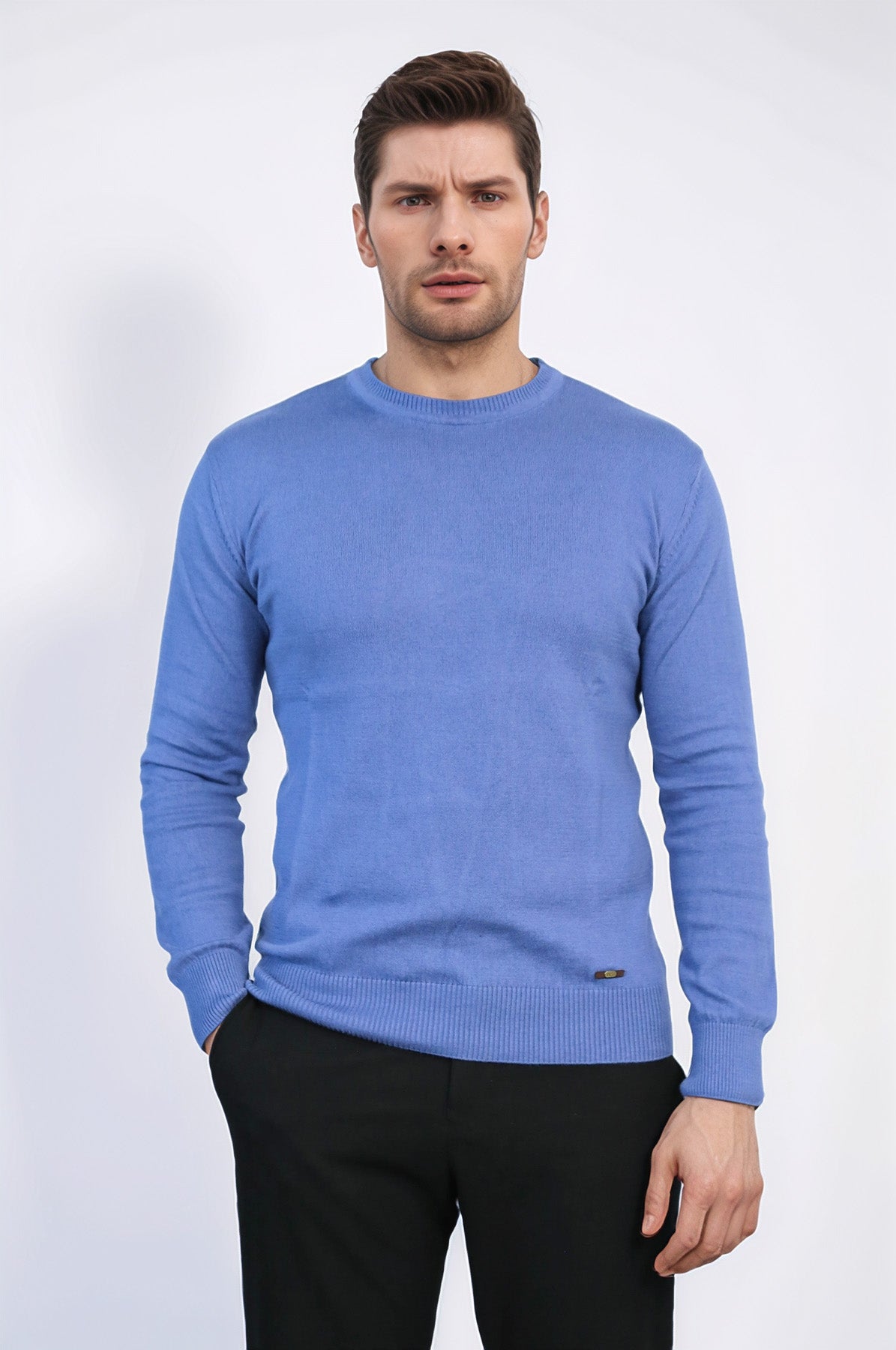 Circle Neck Blue Knitwear by Wessi – side view