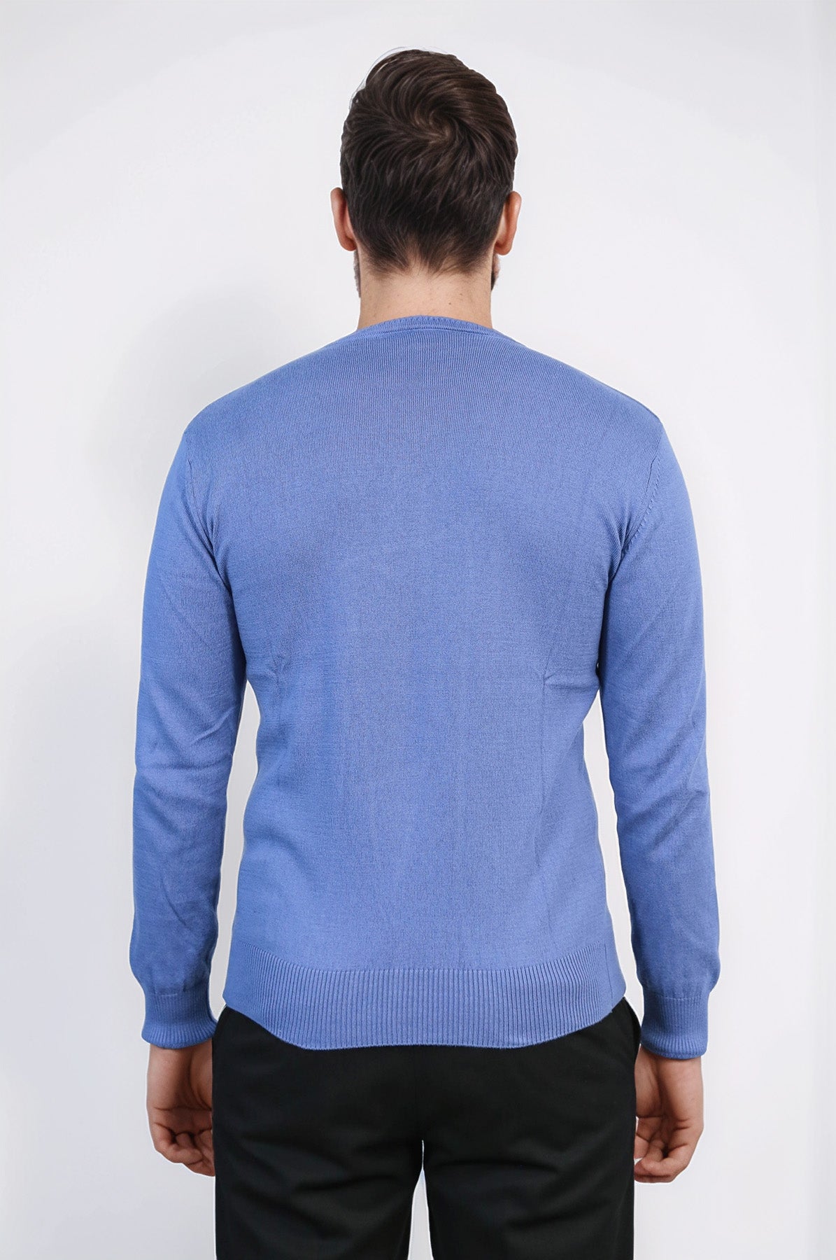Circle Neck Blue Knitwear by Wessi – fabric detail view