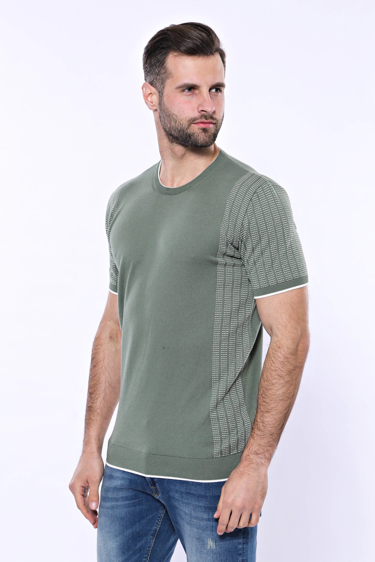 Circle Neck Patterned Green Knitted T-Shirt – styled view