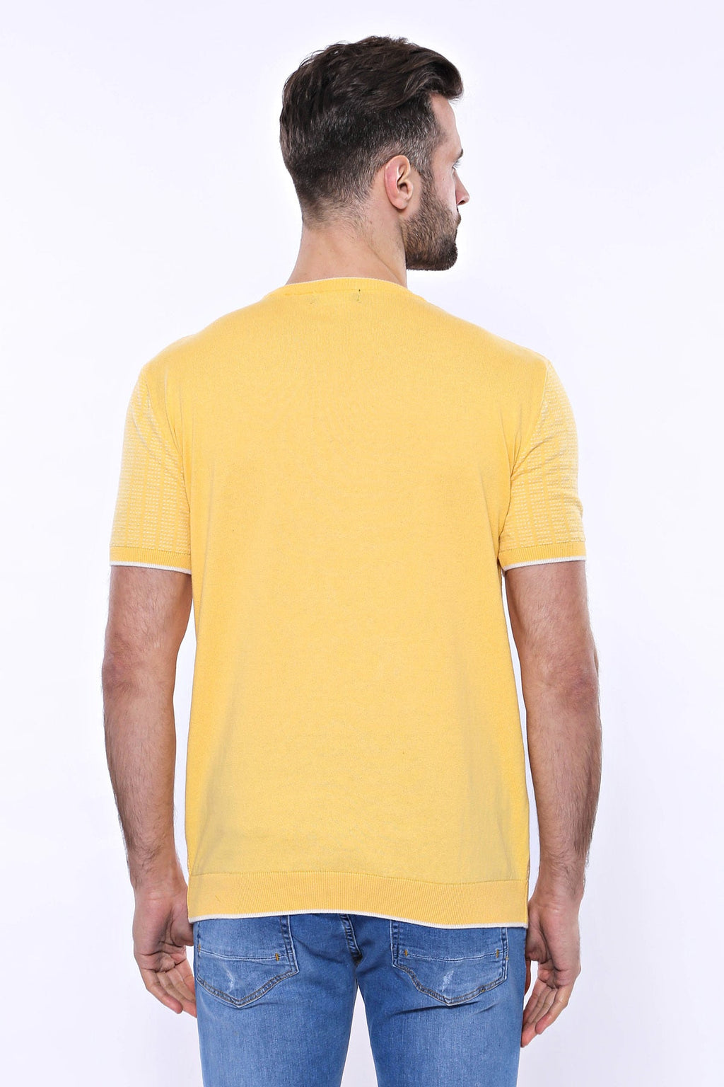 Circle Neck Patterned Yellow Knitted T-Shirt – close up view