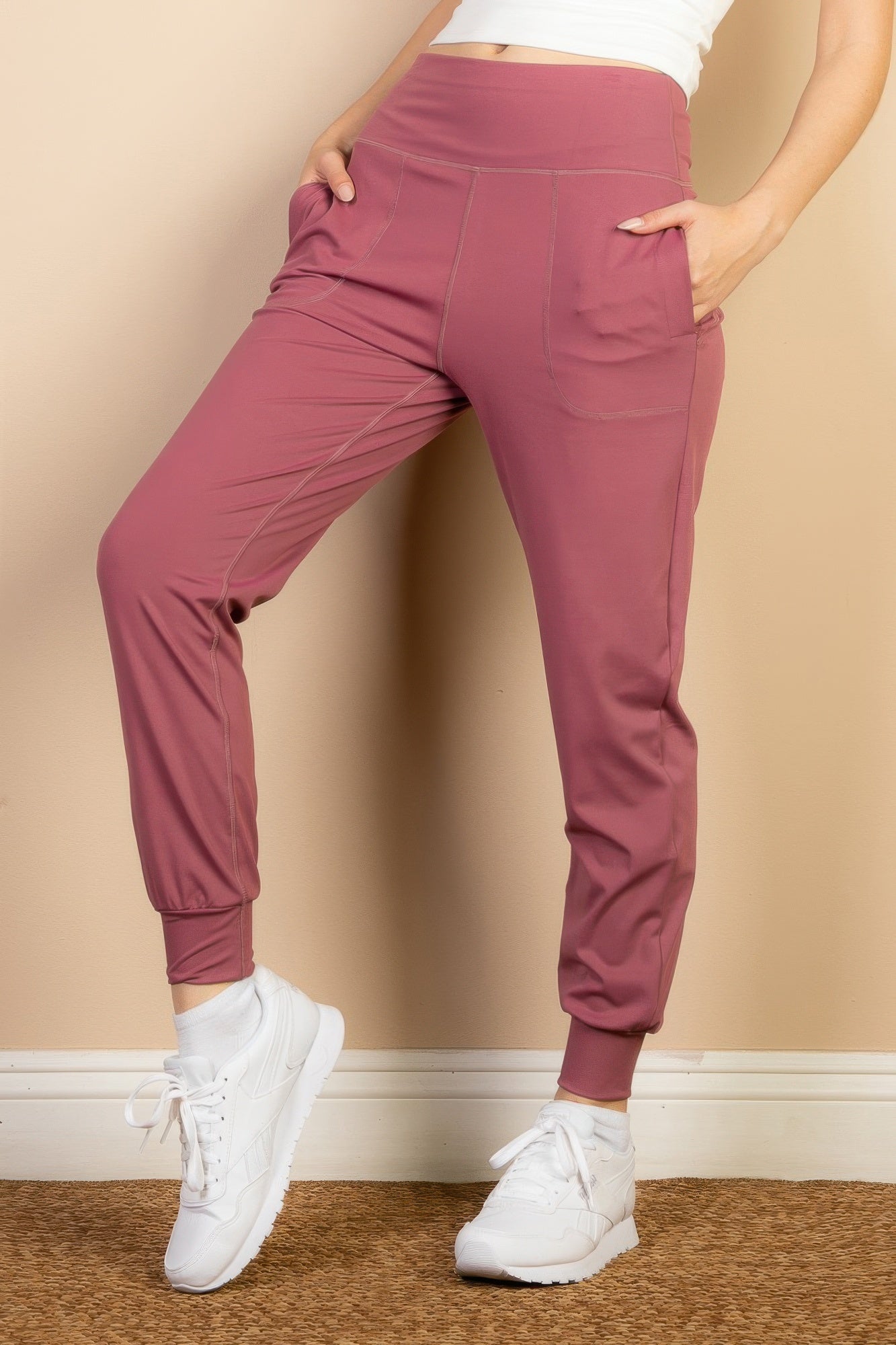 VacationGrabs women’s comfortable travel joggers in mauve with pockets and elastic cuffs