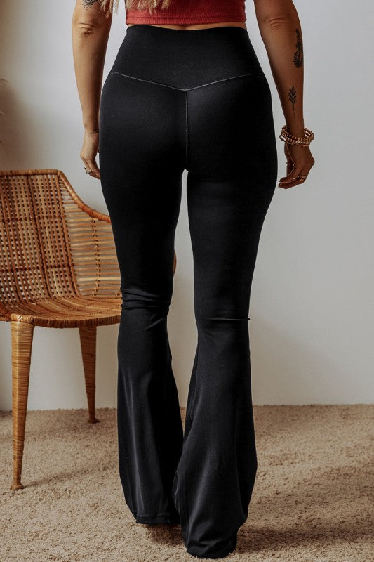 Black flared JUNIPER BLVD comfortable vacation leggings for women with a high waistband