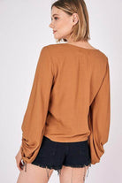 Mustard Seed Women's Contemporary Vacation Tops in Warm Brown with Stylish Balloon Sleeves