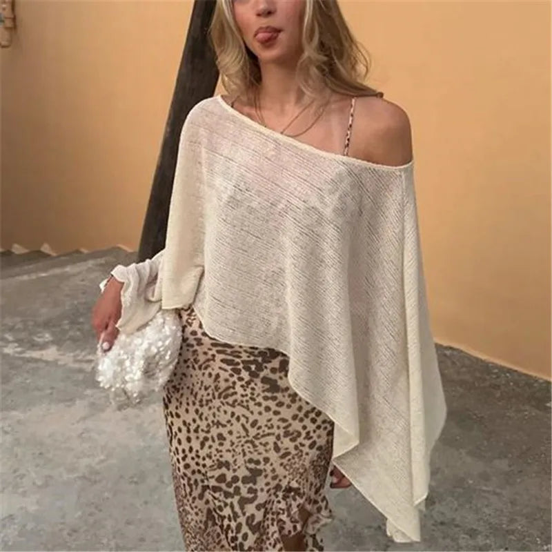 Women's lightweight beach cover up for the beach, elegant and stylish