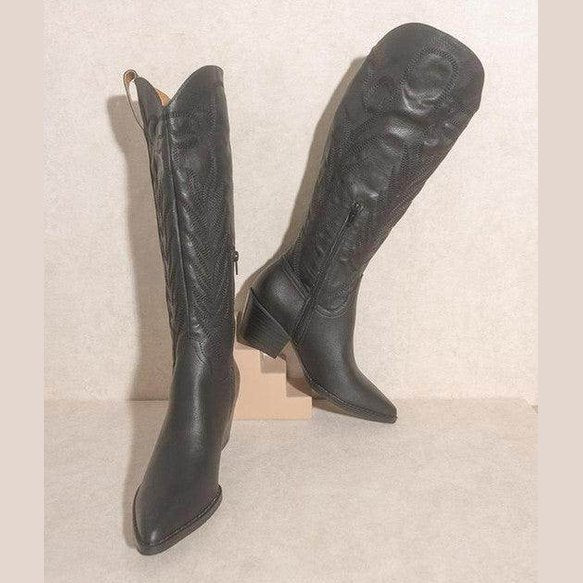 Women's black leather cowboy western boots for on-trend style