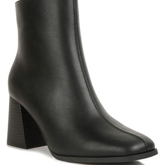Women's Shoes - Boots Cox Cut Out Block Heeled Chelsea Boots