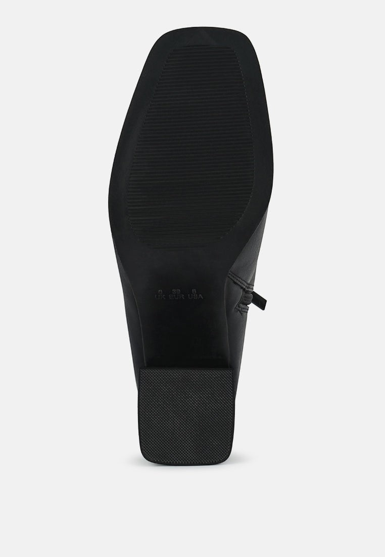 Bottines Chelsea à talons blocs et découpes Cox