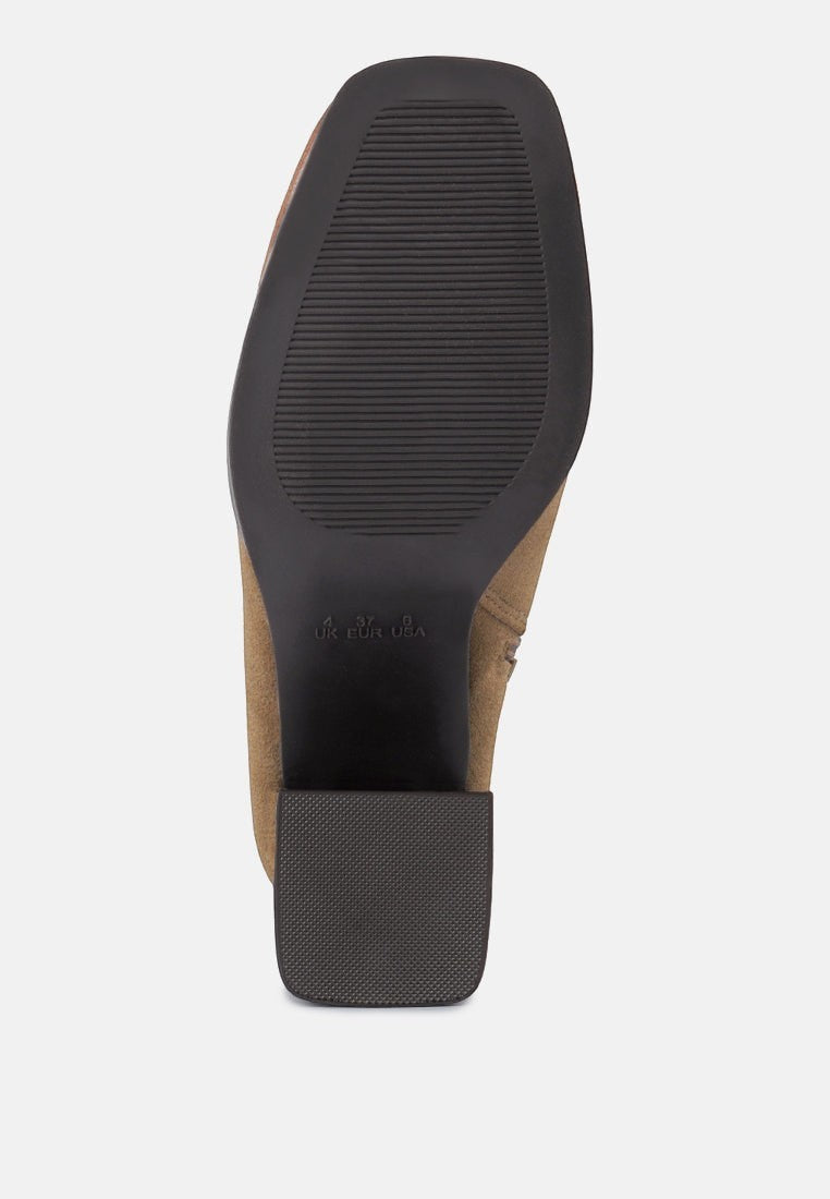 Bottines Chelsea à talons blocs et découpes Cox