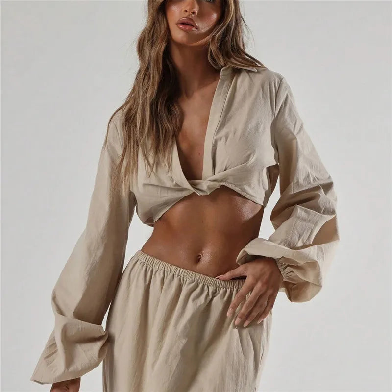 Women's beige crop top in lightweight fabric, perfect for summer outings
