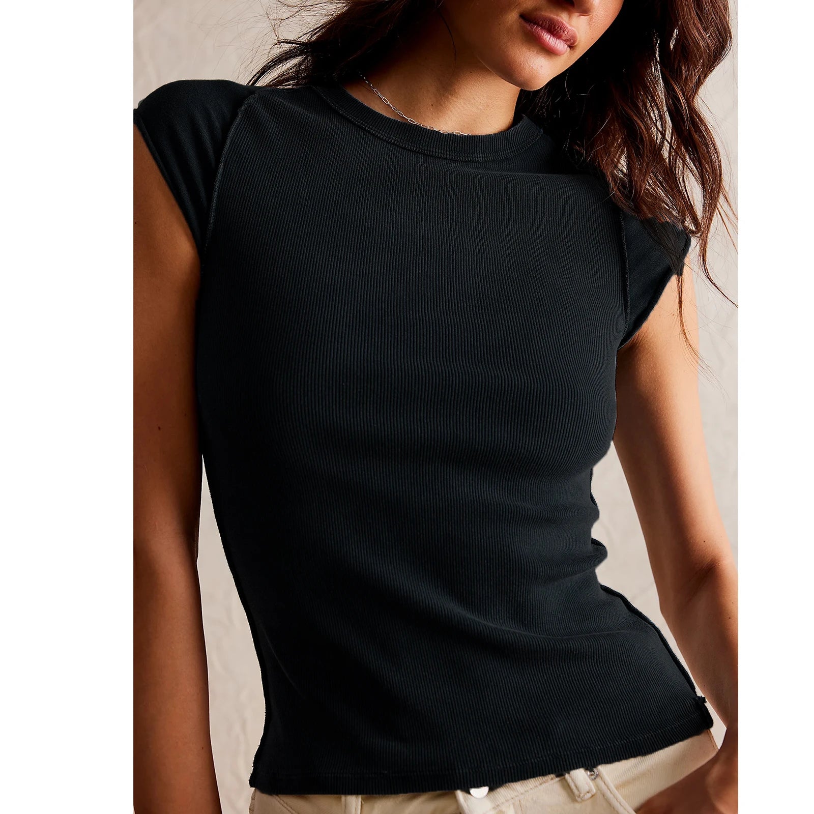 Women's black ribbed crop top for casual summer outfits