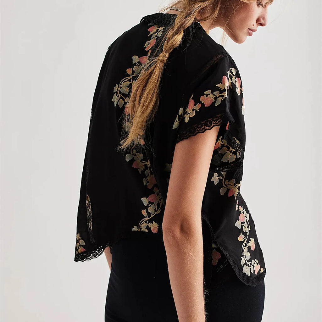 Women's black floral crop top, lightweight for summer outings