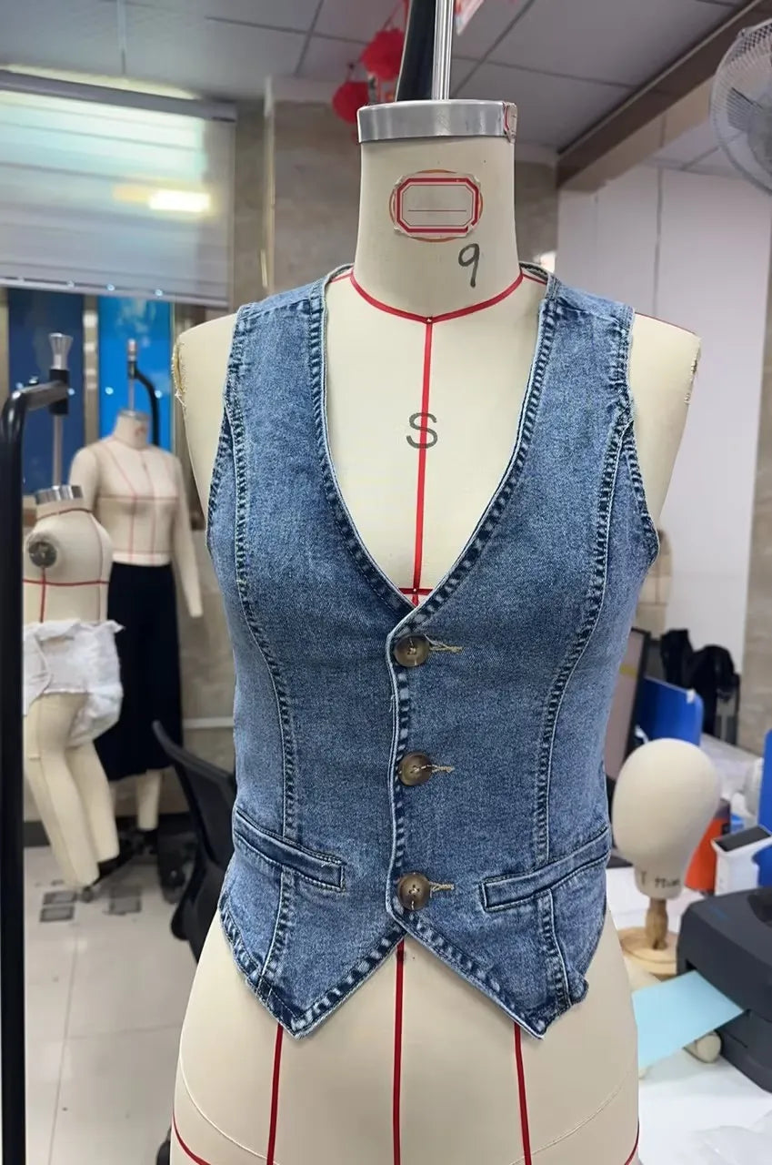 Women's denim crop top vest with buttons for stylish casual wear
