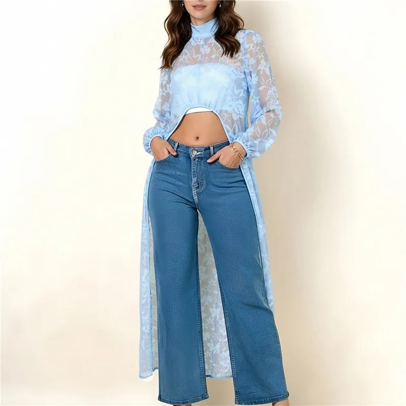 Women's blue lace crop top, stylish for summer outings