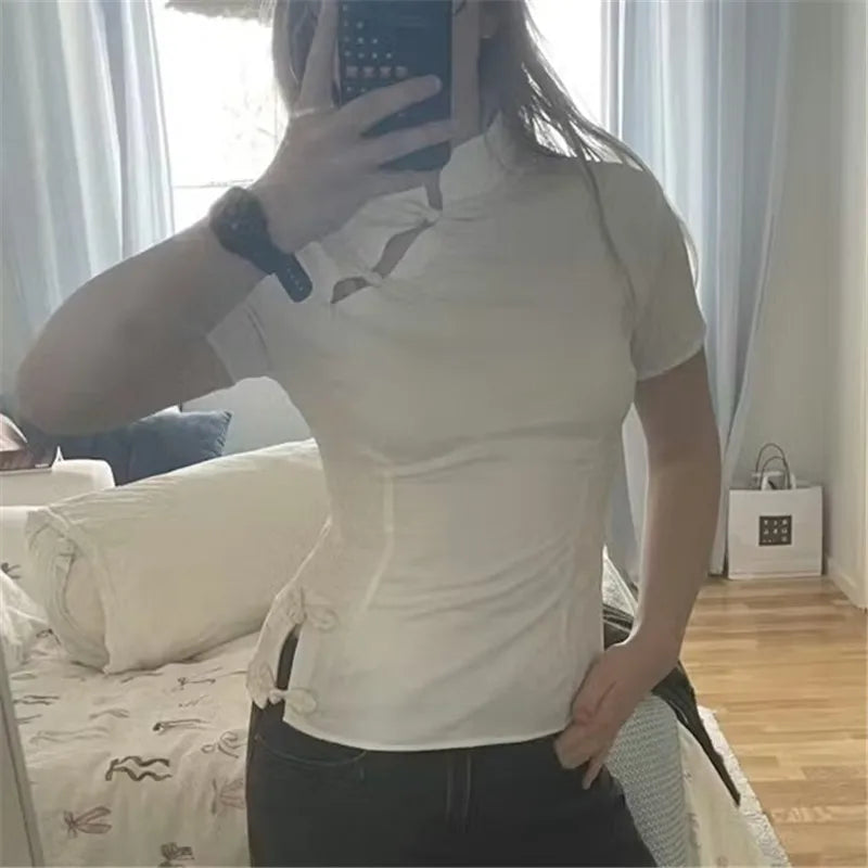 Women's white crop top, fitted style for casual outings