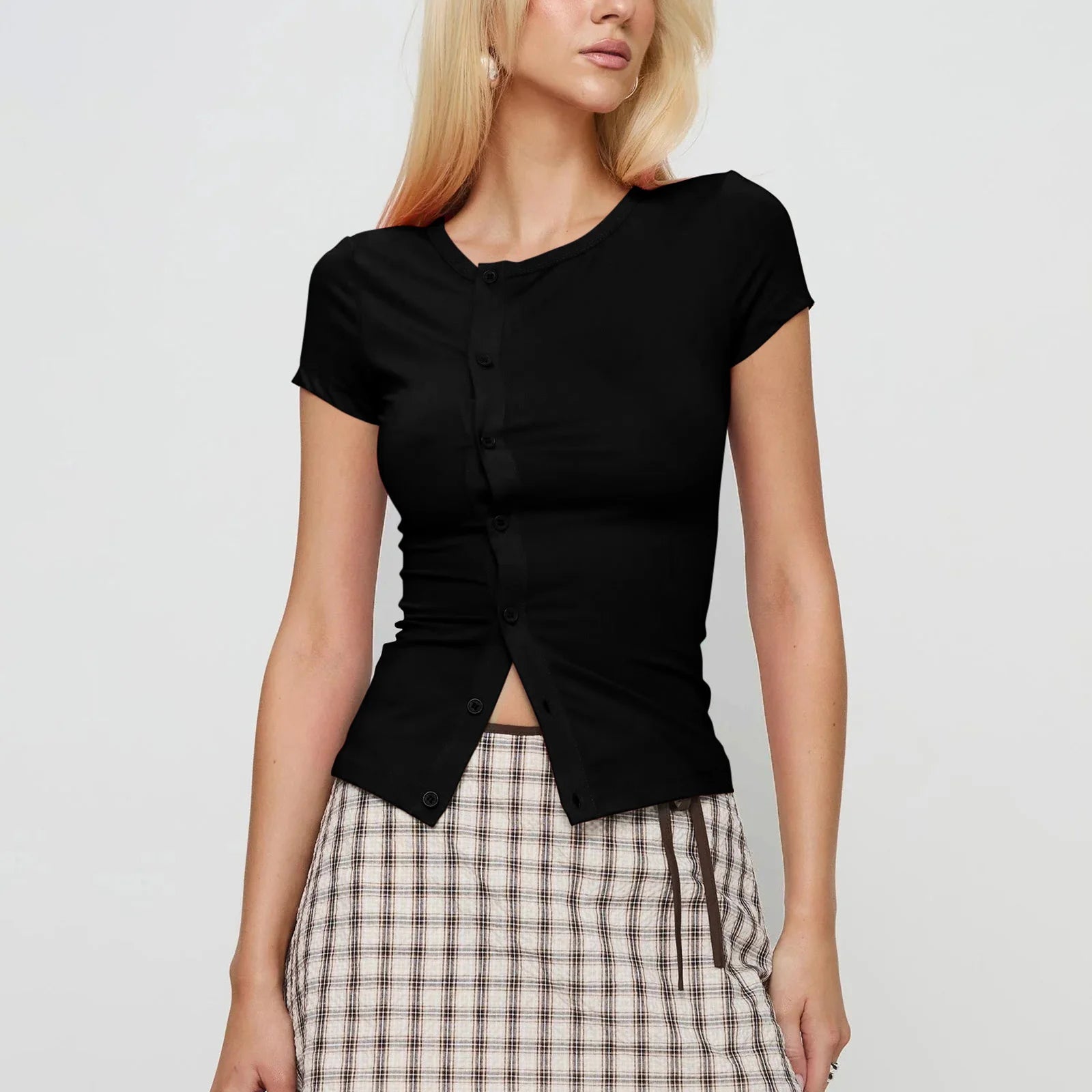 Women's black crop tops, soft material for casual wear