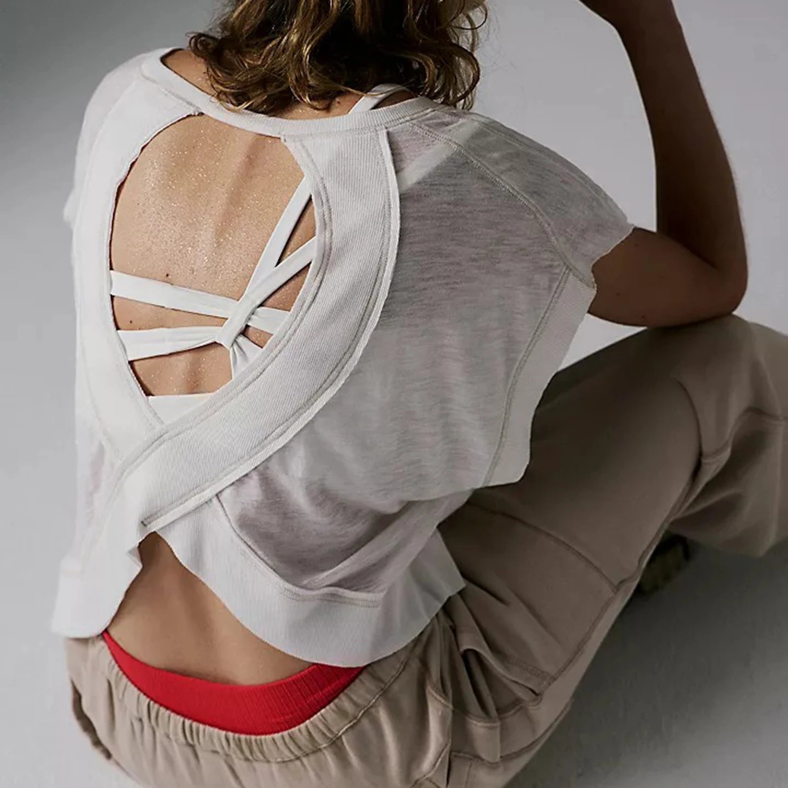 Women's white crop tops with open back design, casual wear