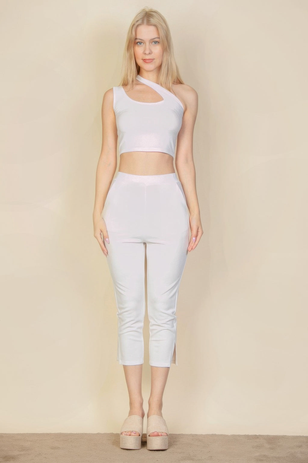 VacationGrabs women's white cropped pants for women, ideal for casual outings
