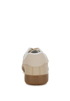 Women's crossover classic lace-up flatform sneaker in beige for casual wear
