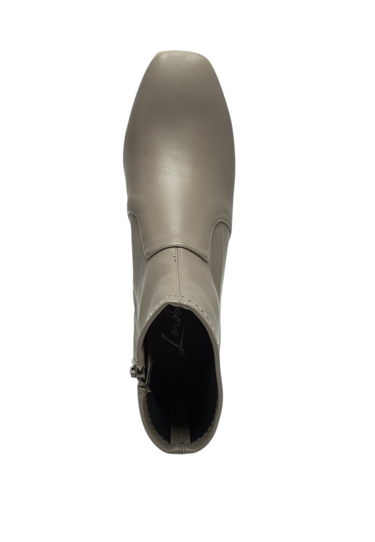 Daffofil Block Heeled Ankle Boots
