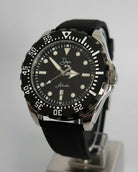 Dapr automatic watch for men with black dial and silicone strap, perfect for style and functionality