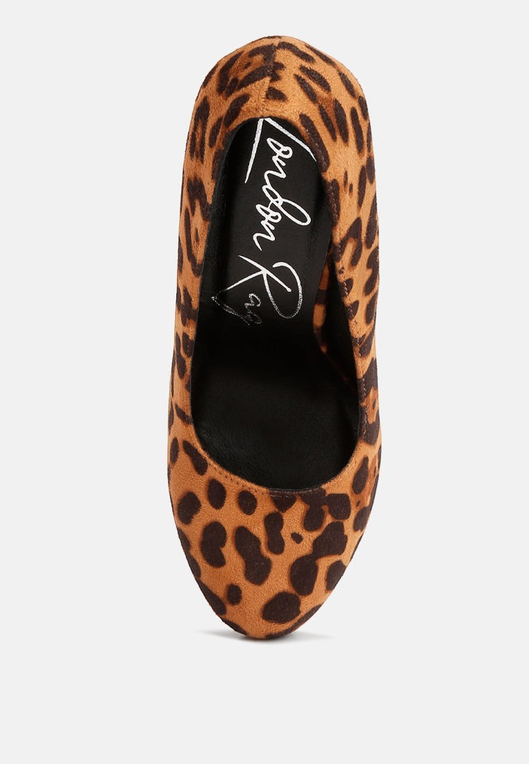 Delia Seude Block Heel Pumps