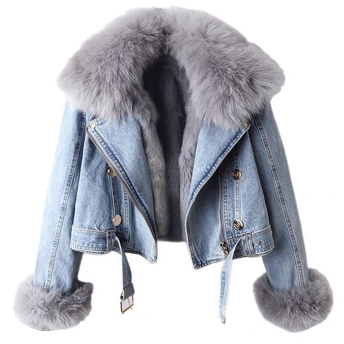 Stylish denim jacket with faux fur liner featuring a chic collar and soft cuffs